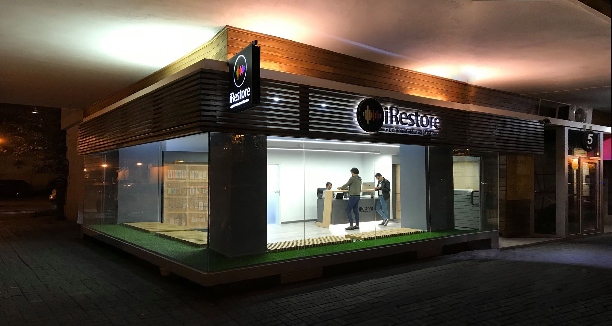 Atelierul iRestore din București